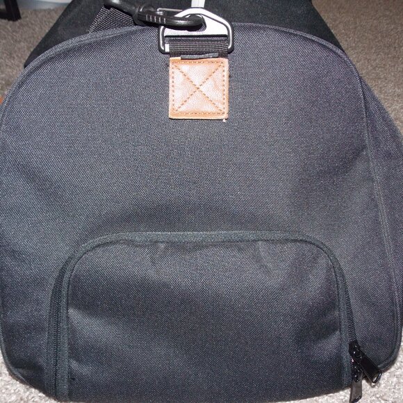 Herschel Novel Duffle - Picture 4 of 11